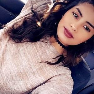 Meet your Posher, Rocio